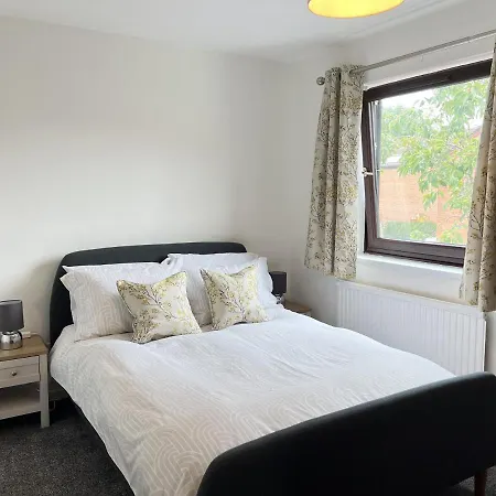 Modern 2 Bed Townhouse Just Outside City Walls With Free Private Parking York Exterior photo